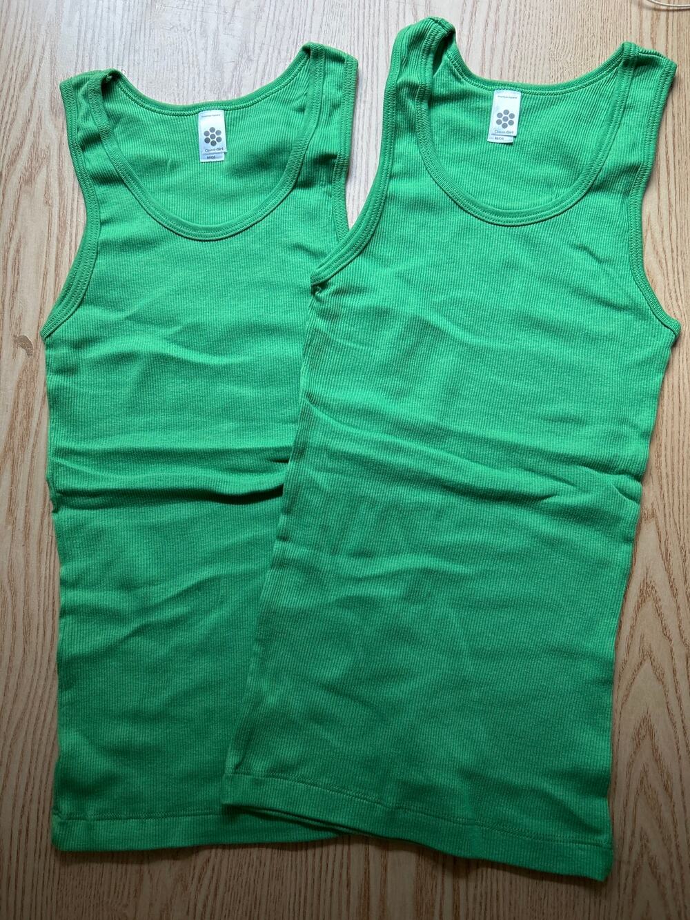 New Women’s Bundle of 2 Ribbed Tank Tops Lightweight Stretchy Kelly Green Medium